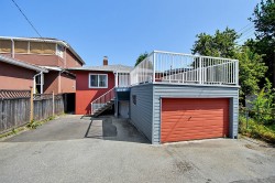 2216 41st Avenue E Vancouver, BC V5P 1L6