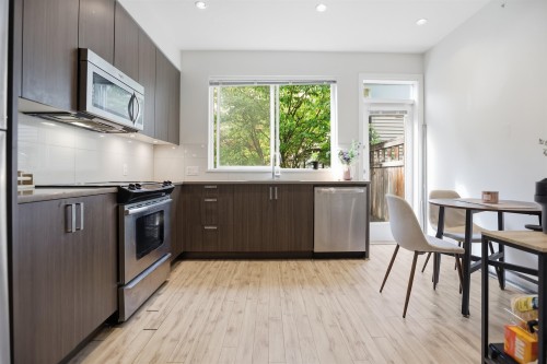 32-7458 Britton Street  Burnaby, BC V3N 3A5