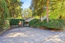 1720 Deep Cove Road, North Vancouver, BC 