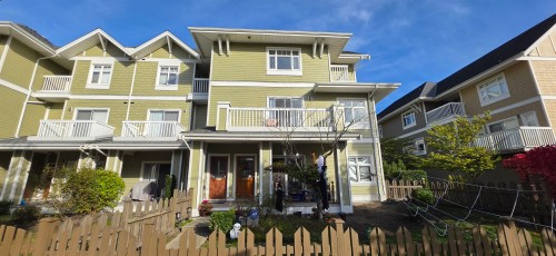 157-7388 Macpherson Avenue  Burnaby, BC V5J 0A1