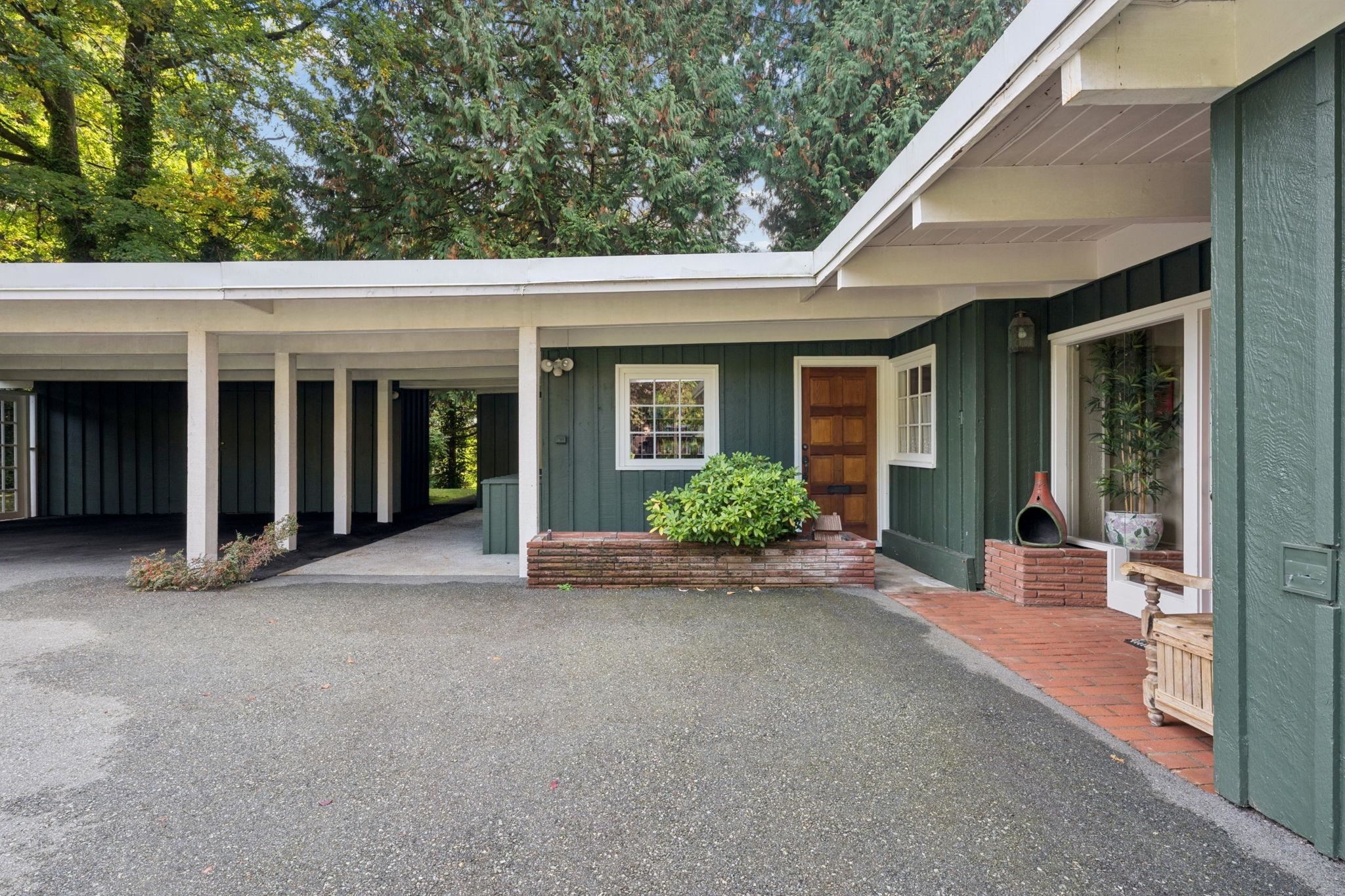 455 Macbeth Crescent, West Vancouver, BC