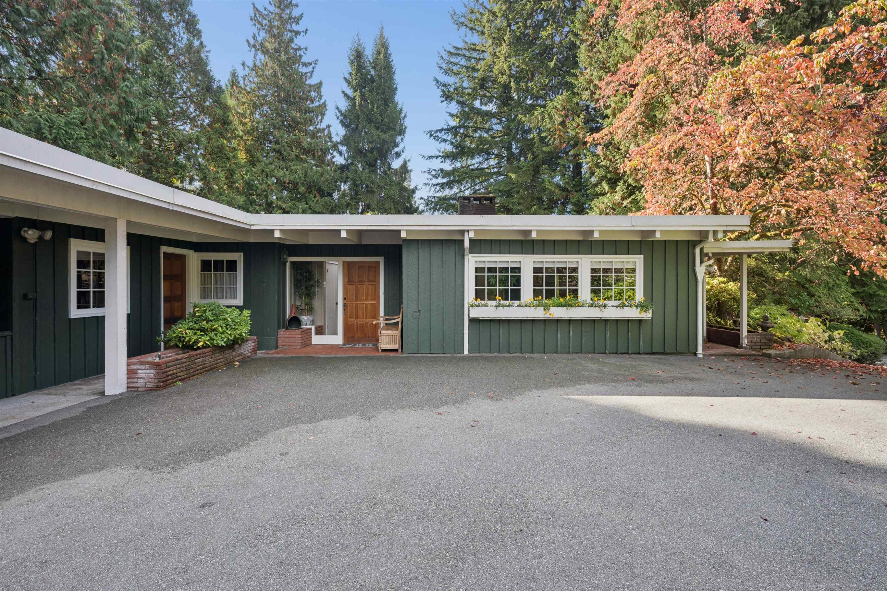 455 Macbeth Crescent, West Vancouver, BC