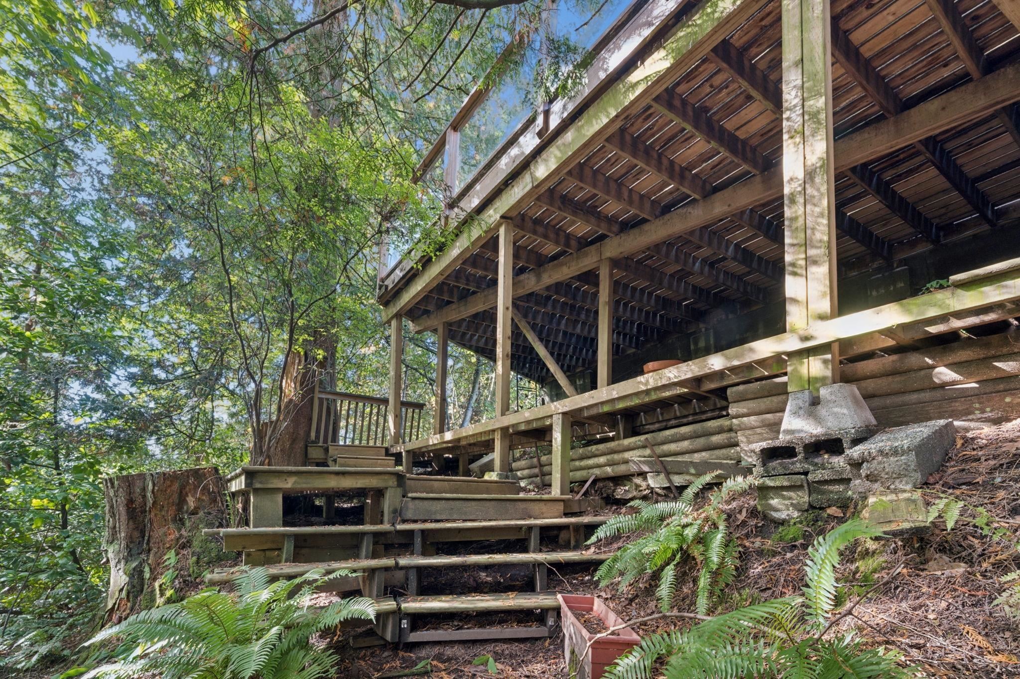 455 Macbeth Crescent, West Vancouver, BC