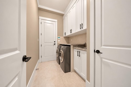 6211 Bellflower Drive, Richmond, BC 