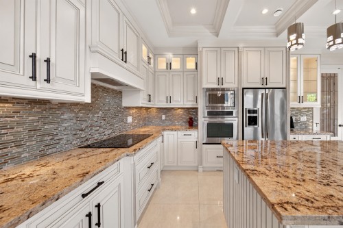 6211 Bellflower Drive, Richmond, BC 