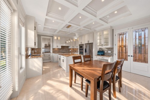 6211 Bellflower Drive, Richmond, BC 
