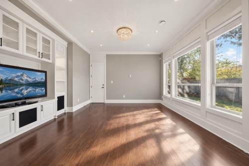 6211 Bellflower Drive, Richmond, BC 