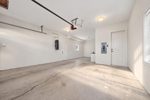 6211 Bellflower Drive, Richmond, BC 
