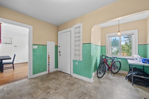 3579 18Th Avenue W, Vancouver, BC 