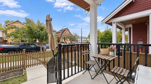4985 Moss Street, Vancouver, BC 