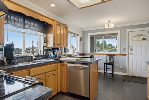 306 Marmont Street, Coquitlam, BC 