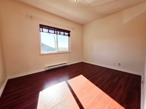 7590 Fraser Street, Vancouver, BC 