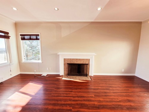7590 Fraser Street, Vancouver, BC 