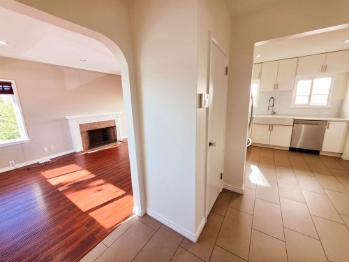 7590 Fraser Street, Vancouver, BC 