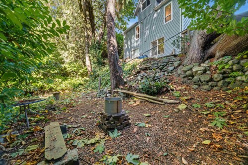 1004 Delestre Avenue, Coquitlam, BC 