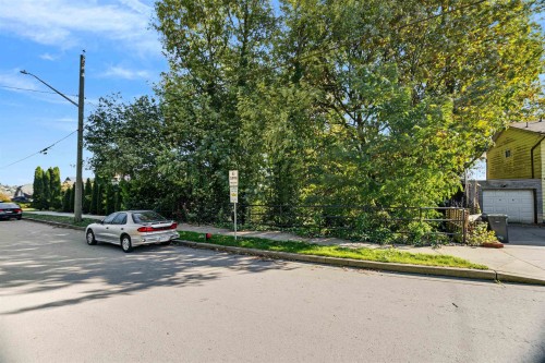 1004 Delestre Avenue, Coquitlam, BC 