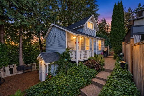 1004 Delestre Avenue, Coquitlam, BC 