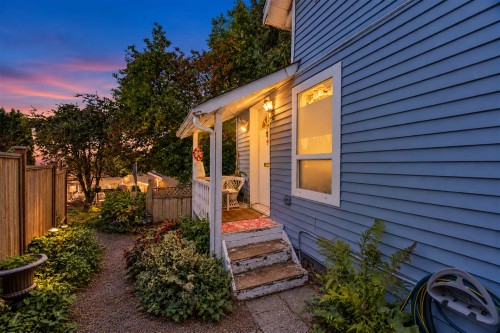 1004 Delestre Avenue, Coquitlam, BC 