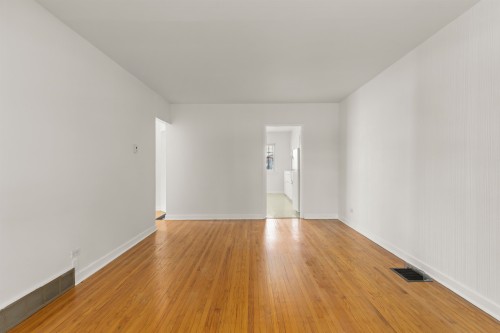 1060 Kelowna Street, Vancouver, BC 