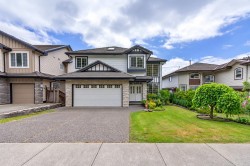 2115 Berkshire Crescent  Coquitlam, BC V3E 3N4