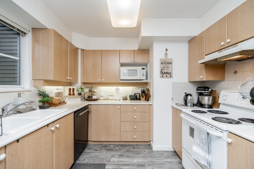 1120 Bennet Drive, Port Coquitlam, BC 