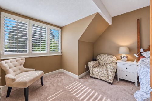 4707 Meadfeild Road, West Vancouver, BC 