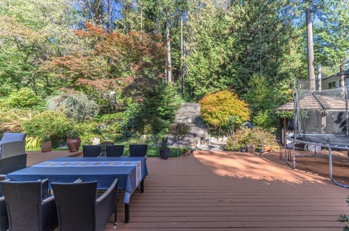 4707 Meadfeild Road, West Vancouver, BC 