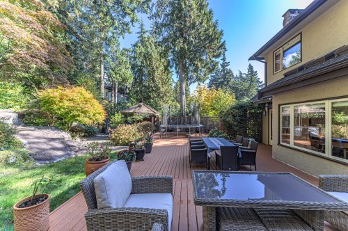 4707 Meadfeild Road, West Vancouver, BC 