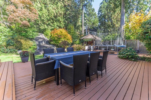 4707 Meadfeild Road, West Vancouver, BC 