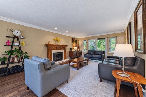 4707 Meadfeild Road, West Vancouver, BC 