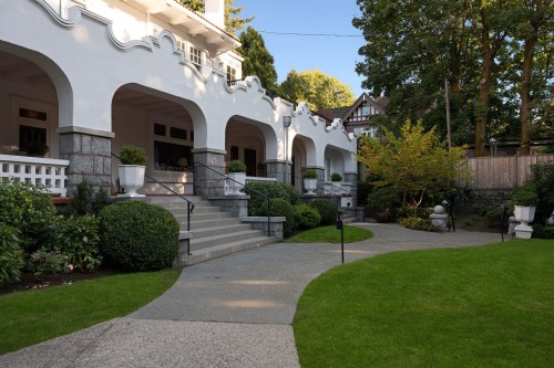 3292 Granville Street, Vancouver, BC 
