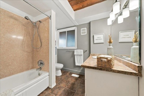 2363 Windridge Drive, North Vancouver, BC 