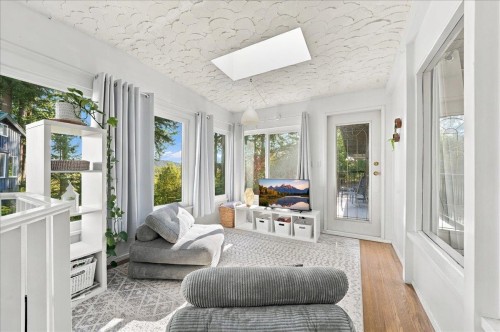 2363 Windridge Drive, North Vancouver, BC 