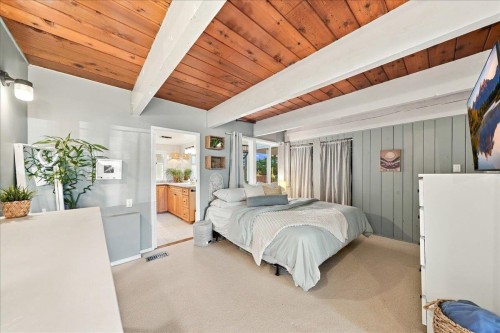 2363 Windridge Drive, North Vancouver, BC 