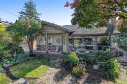 535 Keith Road E North Vancouver, BC V7L 1W3
