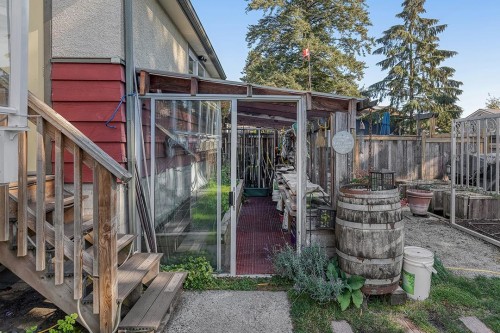 535 Keith Road E, North Vancouver, BC 