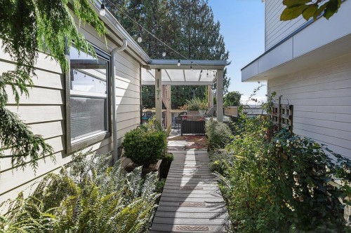 535 Keith Road E, North Vancouver, BC 