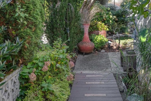 535 Keith Road E, North Vancouver, BC 