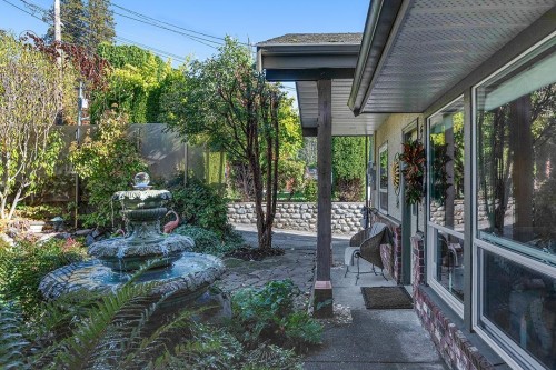 535 Keith Road E, North Vancouver, BC 