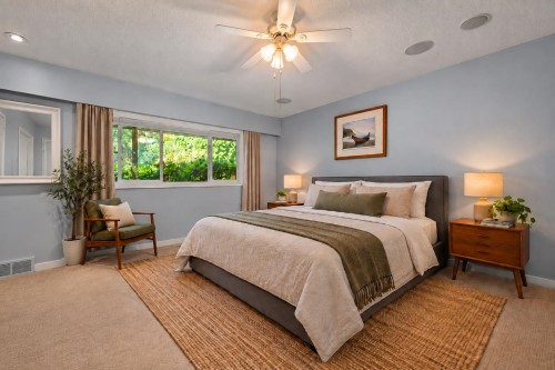 6250 Summit Avenue, West Vancouver, BC 