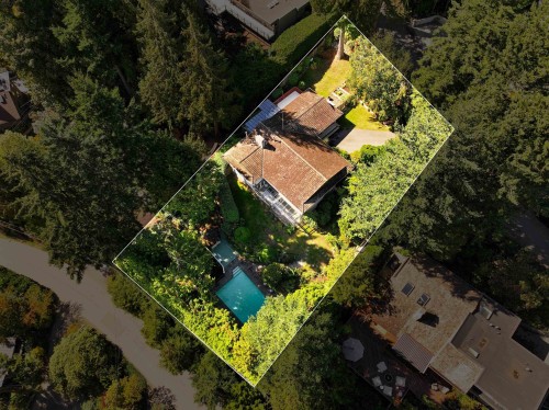 6250 Summit Avenue, West Vancouver, BC 