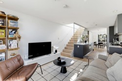 309-1647 Pender Street E Vancouver, BC V5L 1W2