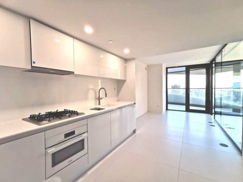 1033 Nelson Street, Vancouver, BC 