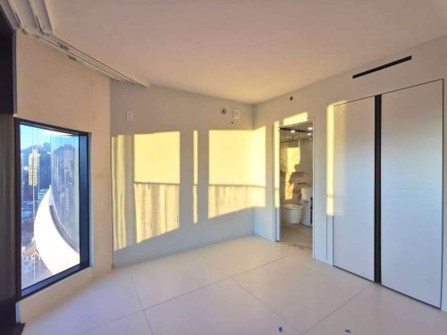 1033 Nelson Street, Vancouver, BC 