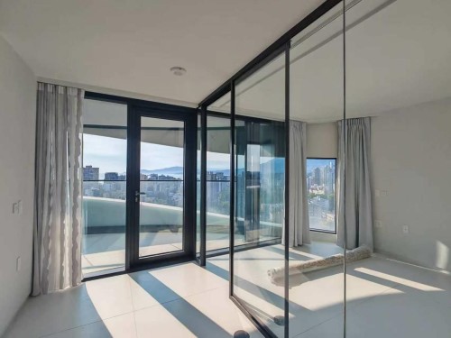 1033 Nelson Street, Vancouver, BC 