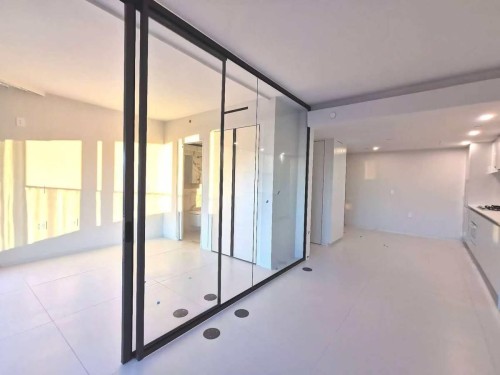1033 Nelson Street, Vancouver, BC 