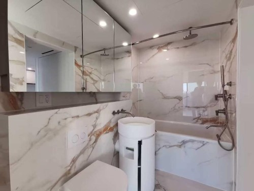 1033 Nelson Street, Vancouver, BC 