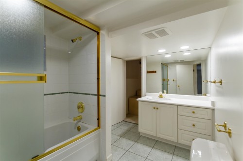 5861 Adera Street, Vancouver, BC 