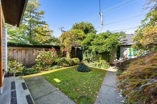 1881 Whyte Avenue, Vancouver, BC 