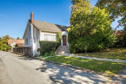 481 21St Avenue W, Vancouver, BC 